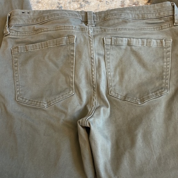 Express Stella Low Rise - Picture 3 of 4